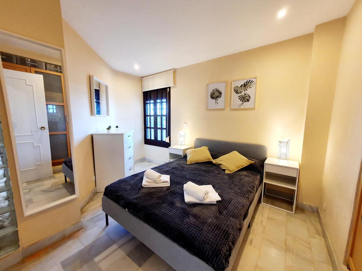 Cozy Apartment On The Beach Sitio de Calahonda Exterior foto