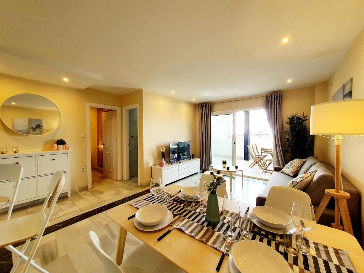 Cozy Apartment On The Beach Sitio de Calahonda Exterior foto